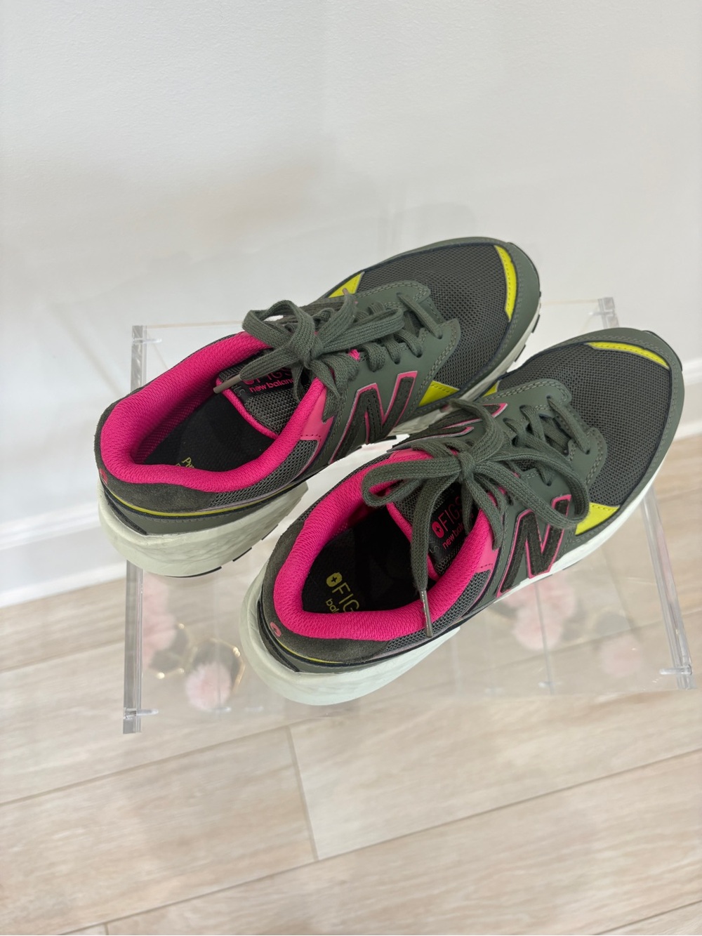 New Balance 574 FIGS Collab in Olive Green, Hot Pink & Yellow Women's Sneakers - Picture 14 of 14